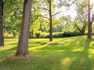 12 School House Rd, Sweet Valley, PA 18656