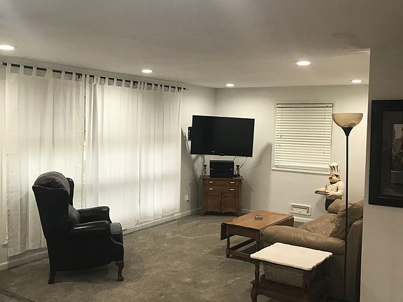 Living room 14.5x18.5