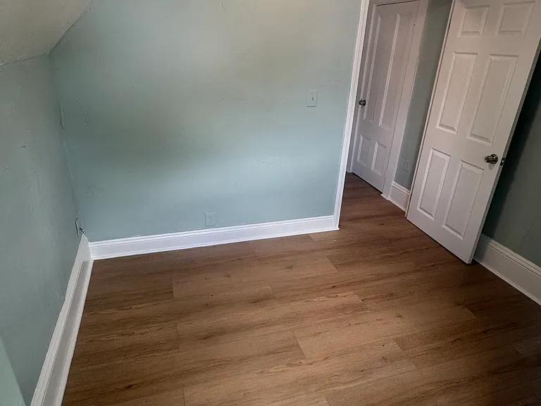638 N Main St #4 — Photo 3