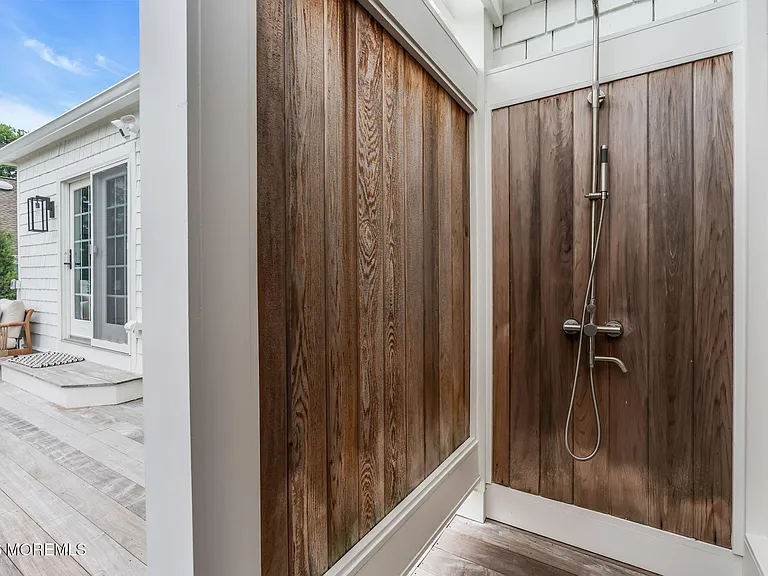 206 Brighton Ave — Photo 42