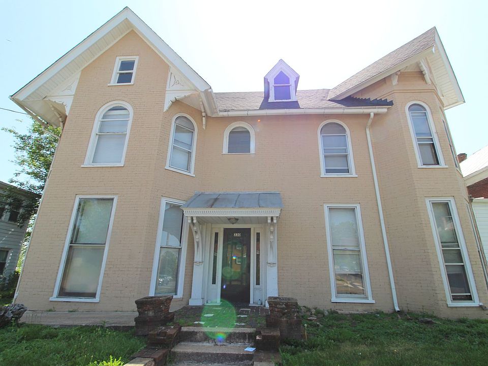 1st image of 330 N High St APT 202