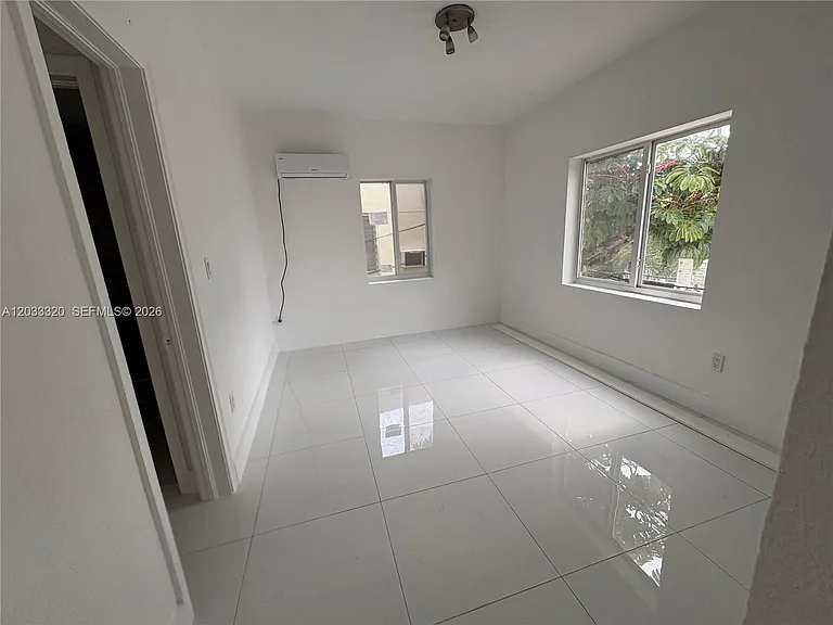 7920 Harding Ave #8 — Photo 7