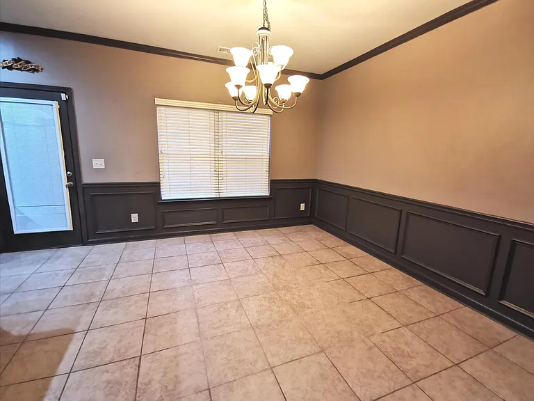 3087 Judith Ct — Photo 12