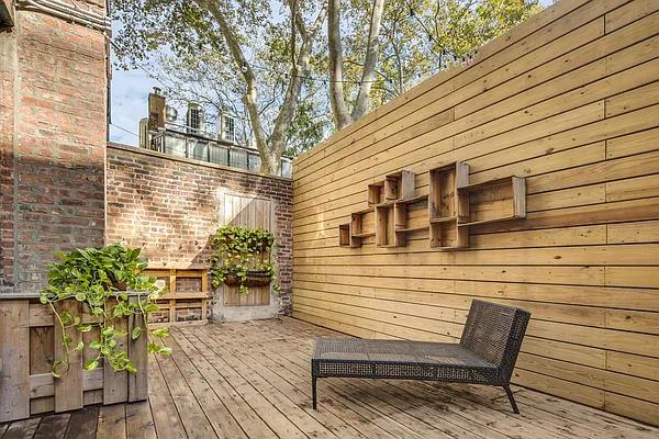 Rented by Corigin Management | media 9