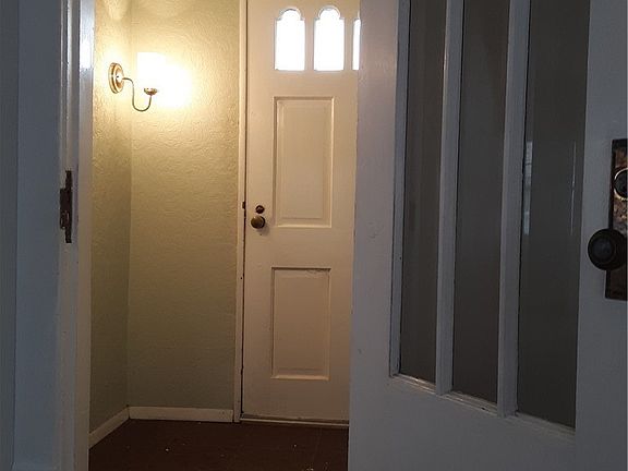 2nd image of 4313 Prasse Rd