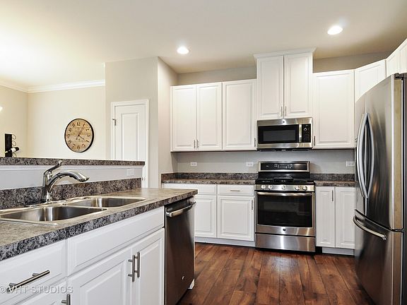 4th image of 12838 Blue Spruce Dr