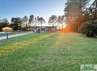 638 Beach Rd, Baxley, GA 31513