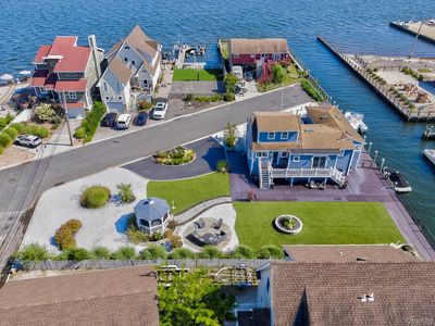 2 Bayview Avenue E, Lindenhurst, NY, 11757