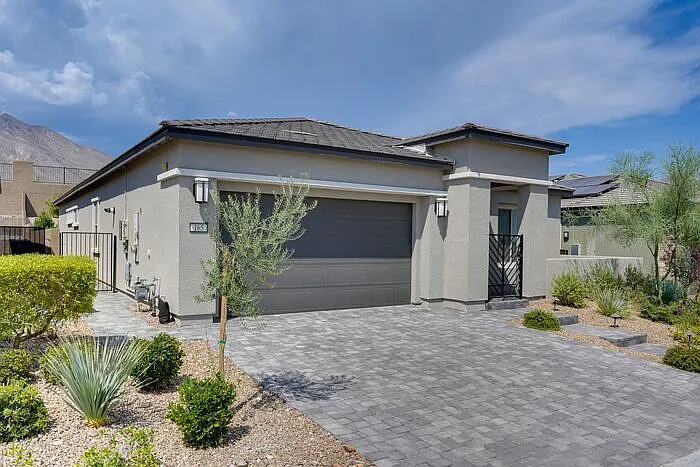 4 bed, 3.5 bath, 2297 sqft, $4,500 — Photo 3