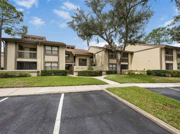 210 WOODLAKE WYNDE, OLDSMAR, FL 34677