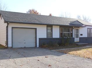 3244 S Gordon Ave, Wichita, KS 67217
