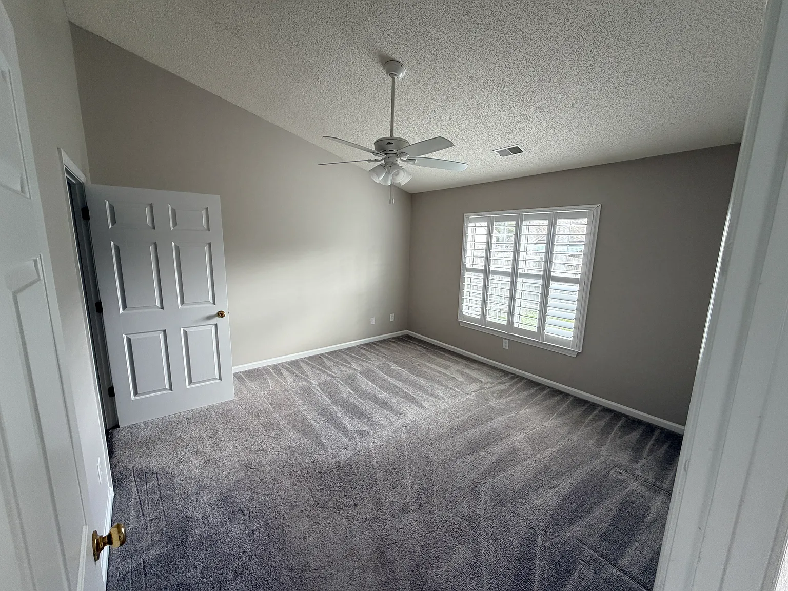 100 Cabot Bay Dr — Photo 4