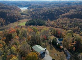 513 Dogwood Ln, Burkesville, KY 42717