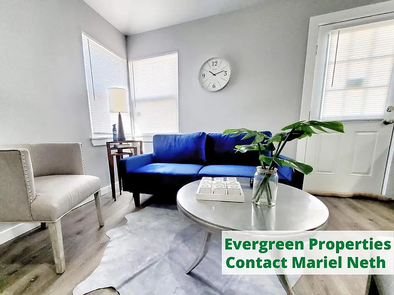 2922 E Haskell St — Photo 2