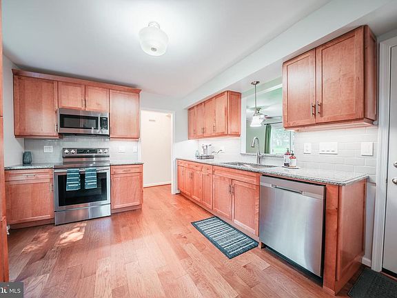 4th image of 7467 Suncrest Dr