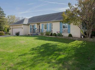 540 E Locust St, Geneseo, IL 61254