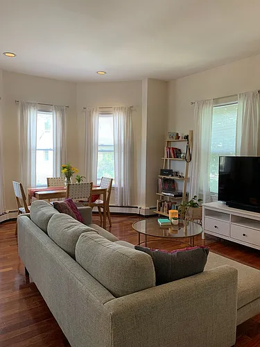 88 Hancock St Photo 1