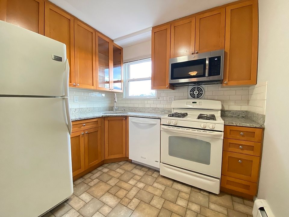 1st image of 23-25 36th St #3B
