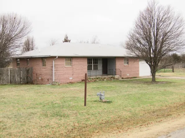 112 6th St, Covington, OK 73730