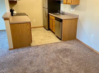 2625 University Ave APT 2, Green Bay, WI 54311