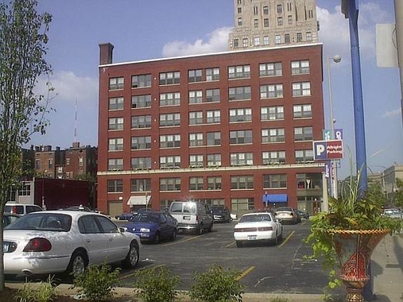 5th image of 20 E Central Pkwy APT 61