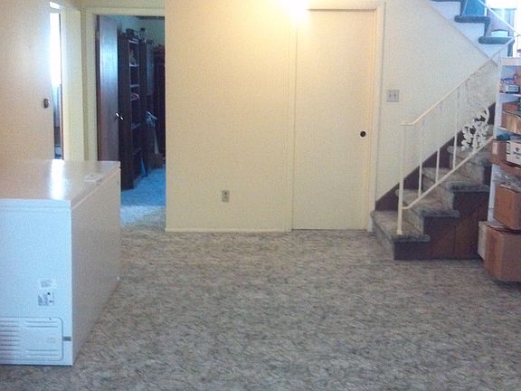 3rd image of 5027 Geraldine Dr