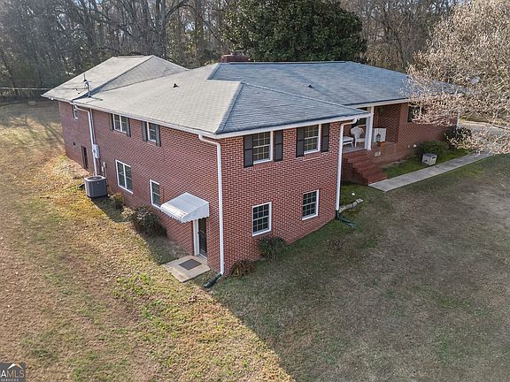 3rd image of 128 McNeal Rd