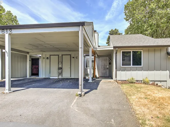812 NW 132nd St APT C, Vancouver, WA 98685