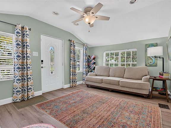 5th image of 5161 RENA STREET N