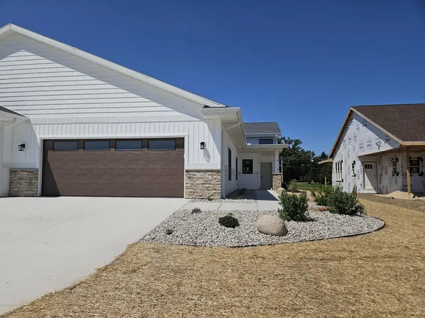 3711 Newcastle Dr Unit 35, Janesville, WI 53546