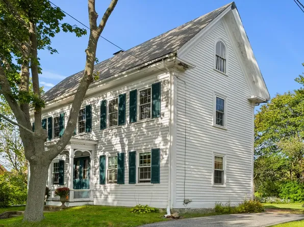 30 Southern Ave, Essex, MA 01929