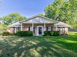 128 Florence Dr, Onalaska, TX 77360