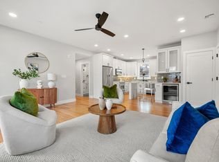 60 Fuller St #2, Dorchester Center, MA 02124