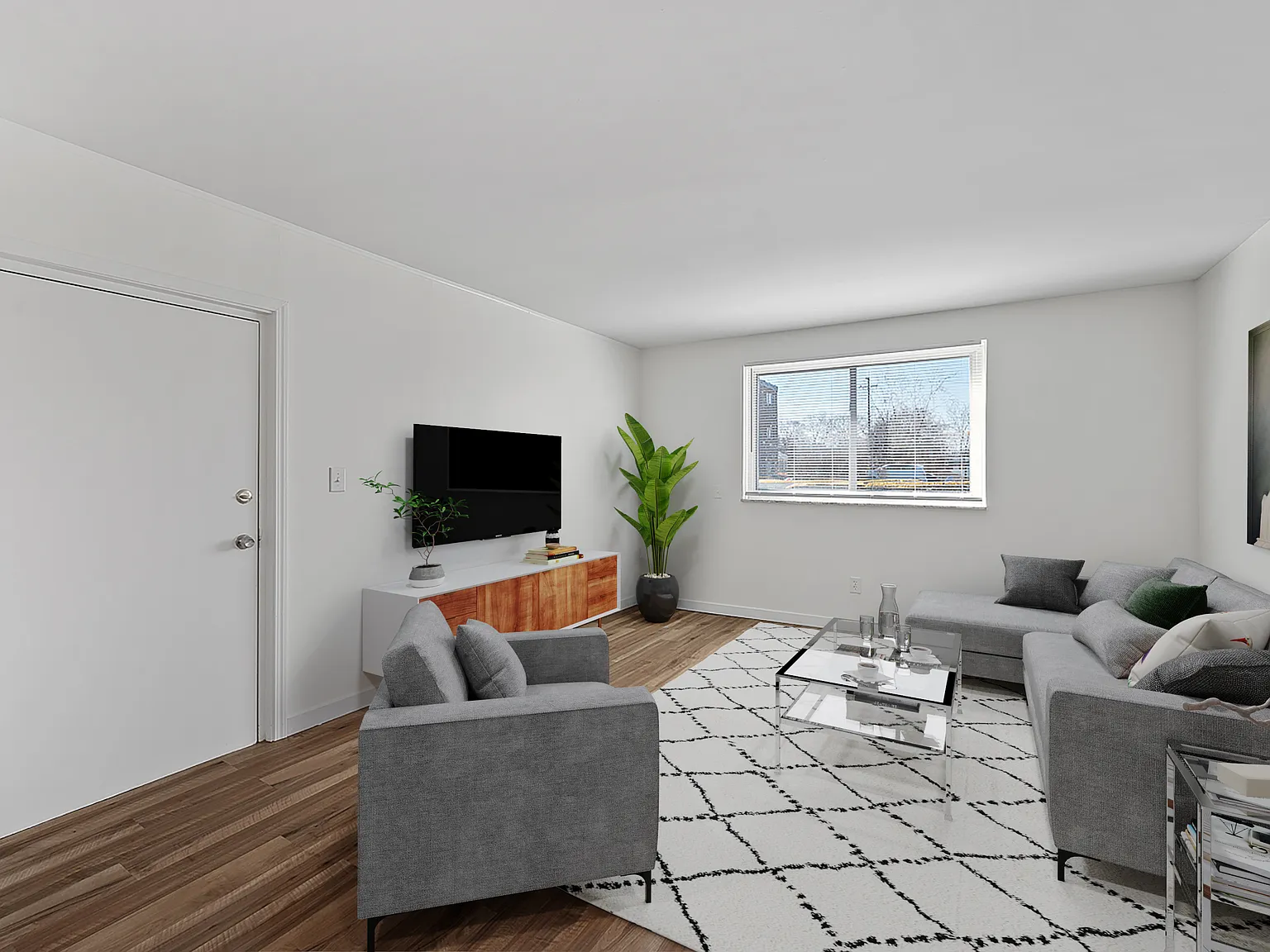 2 bed, 900 sqft, $1,045 — Photo 2