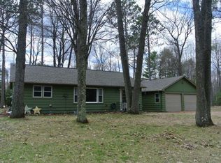 695 Meta Lake Rd, Eagle River, WI 54521