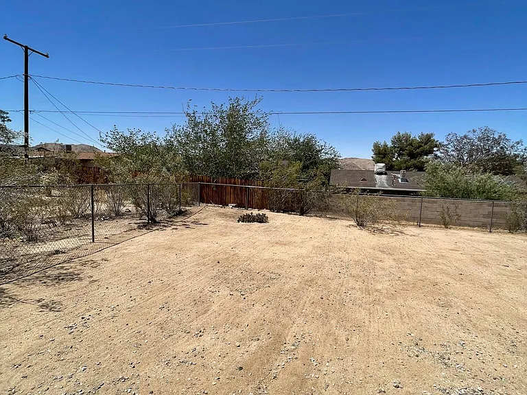 61484 Capilla Dr — Photo 17