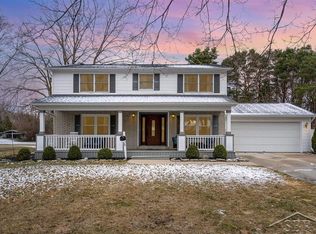 202 Graham St, Midland, MI 48640