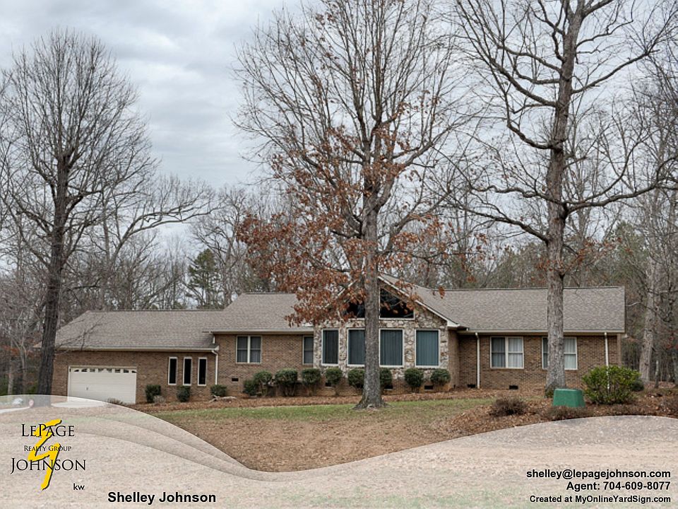 1st image of 104 Grayrock Dr