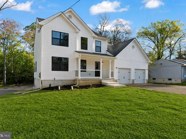 212 Lotus Ave, Voorhees, NJ 08043