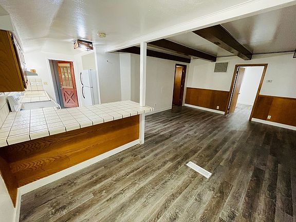 2nd image of 940 Merced Ave #2