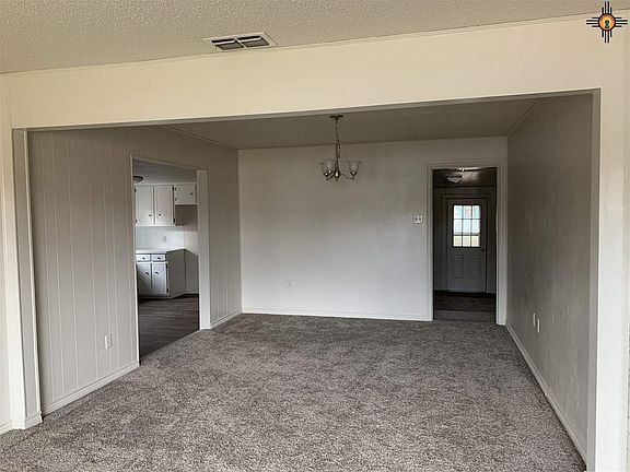3rd image of 104 Park Dr
