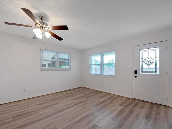 910 Judiway St, Houston, TX 77018