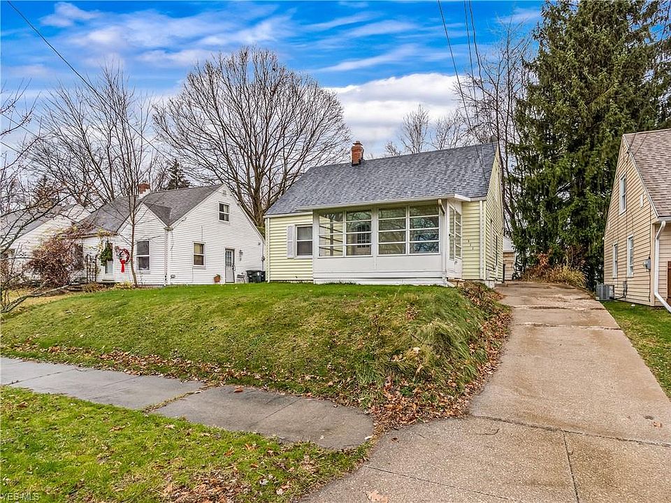 1st image of 922 Kennebec Ave