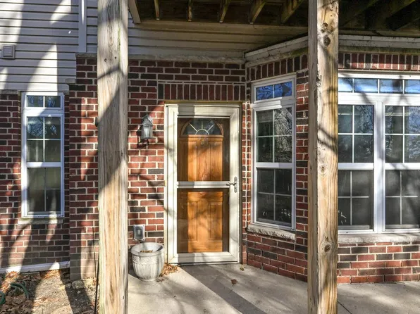 N99W14143 Seven Pines WAY #A, Germantown, WI 53022