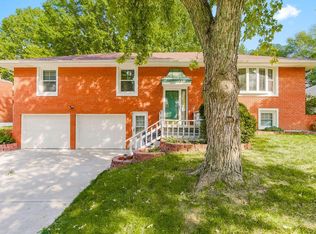 1310 SW 14th Ter, Blue Springs, MO 64015