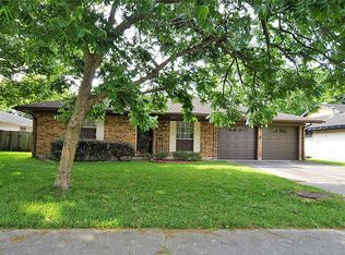 9750 Grenadier Dr, Houston, TX 77089
