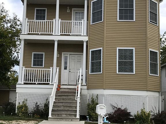 3rd image of 609 Monmouth Ave