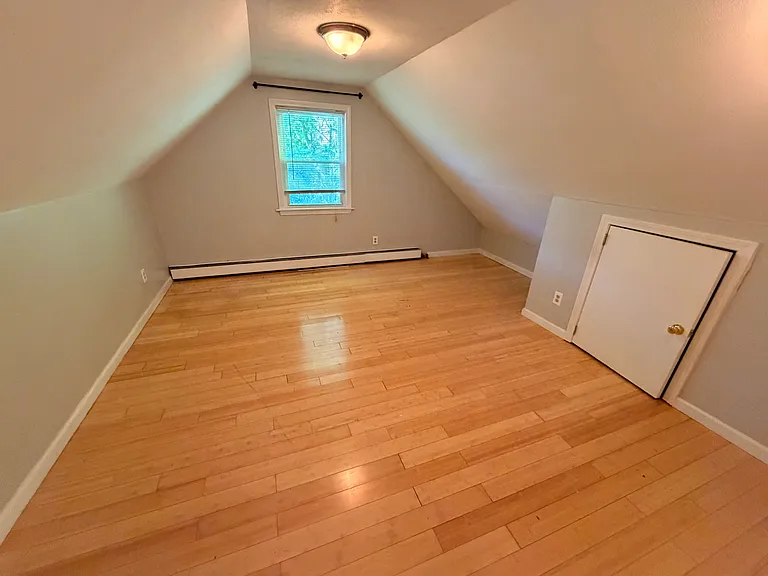 50 Elm Dr — Photo 6
