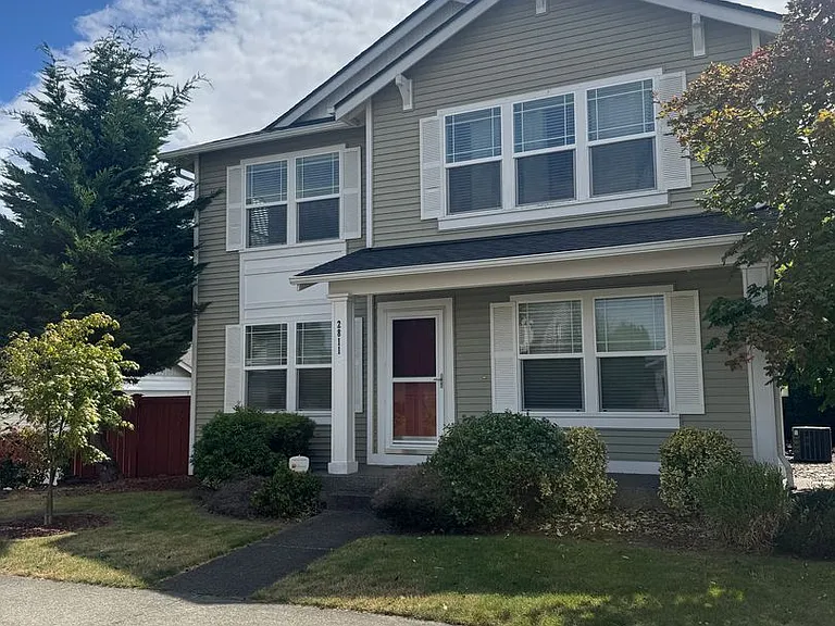 2811 Martin St — Photo 1