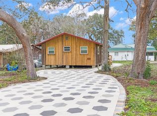 11589 E Salmon Dr, Floral City, FL 34436